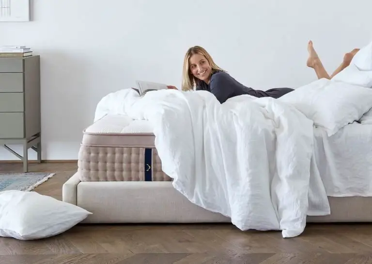 dreamcloud's luxury hybrid mattress king